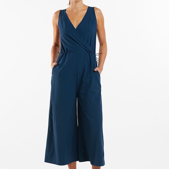 Title Nine Women's Round Trip Sleeveless Jumpsuit Wide Leg womens size Large - Picture 1 of 7